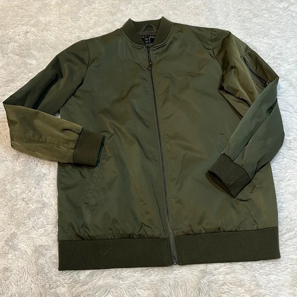 😊 Bernardo Bomber Jacket - Picture 1 of 4